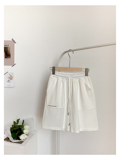 Magas derekú alkalmi sportrövidnadrág Női Tavaszi és Nyári Vékony rész Új vékony, egyenes, széles szárú nadrágok Női Otthoni Ötpontos nadrág