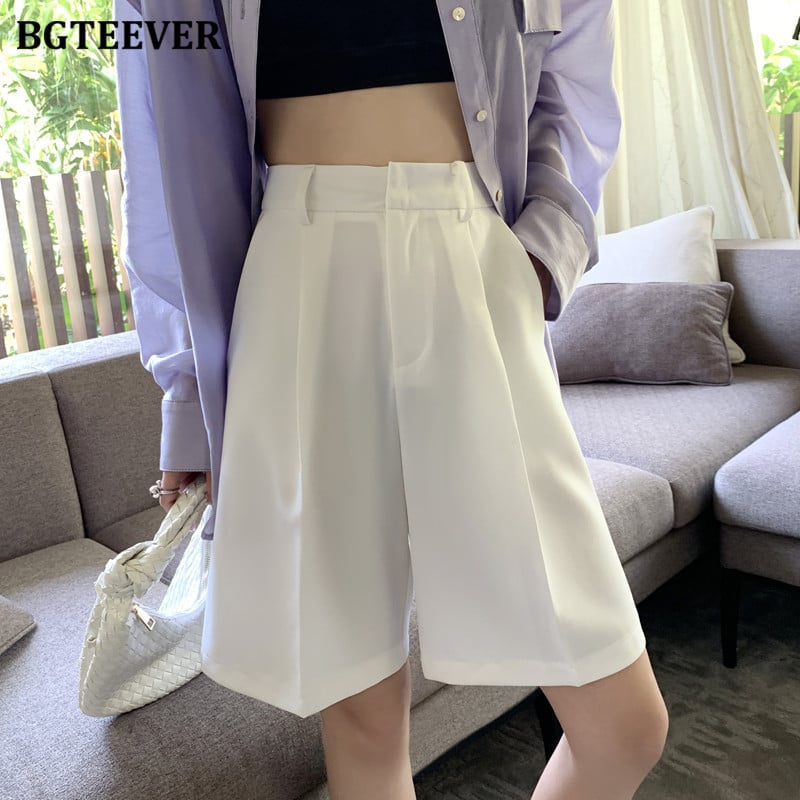 BGTEEVER Mood kõrge vöökohaga naiste lühikesed püksid vabaaja poolpikad püksid Vööga naiste avarate lühikeste pükste taskud 2021 kevadsuvi