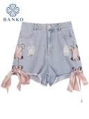 Szexi nyári női farmer rövidnadrág 2022 nyári kék magas derekú rövid farmer Női divat szakadt lyukas rózsaszín oldalsó fűzős masni meleg nadrág