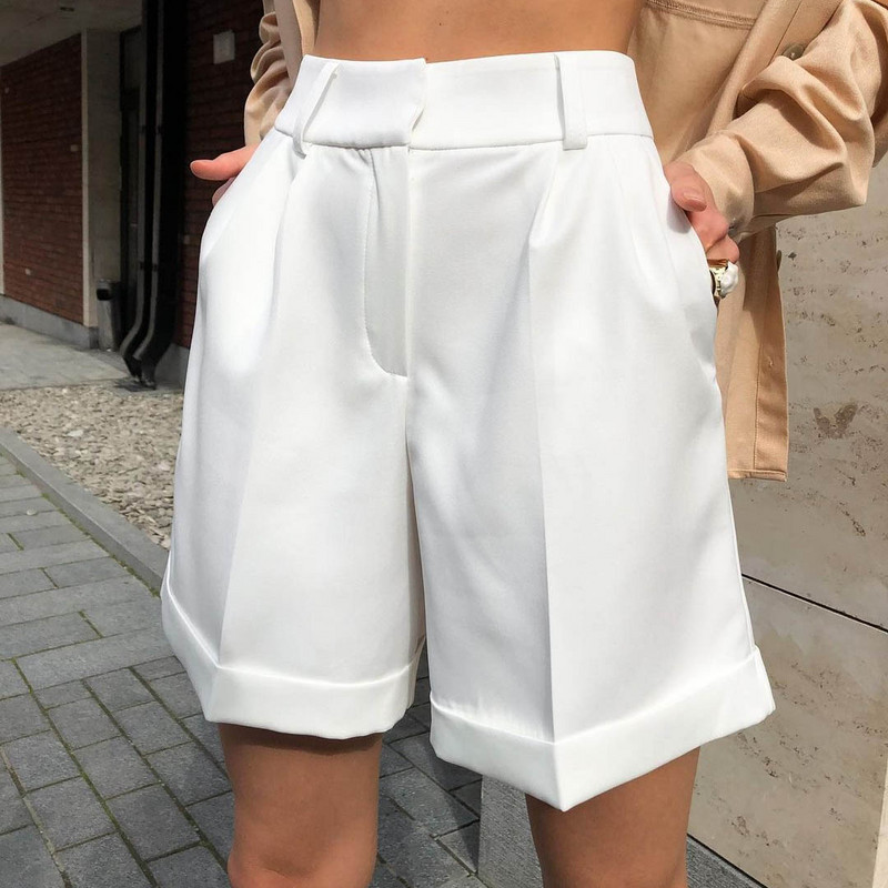 Kõrge vöökohaga lühikesed püksid, 2022. aasta suvi, naiste mood, uued täisnööbiga laia säärega püksid, lillad, rohelised, vabad naiste lühikesed püksid