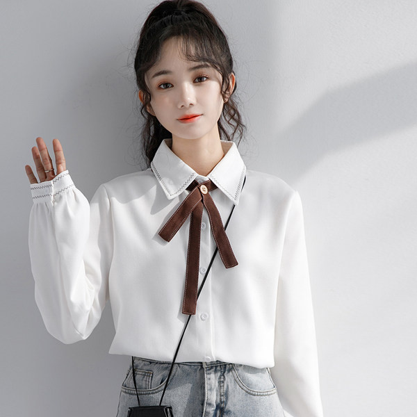 Új modell női ing fűzővel és klasszikus gallérral - fehér és barna színben