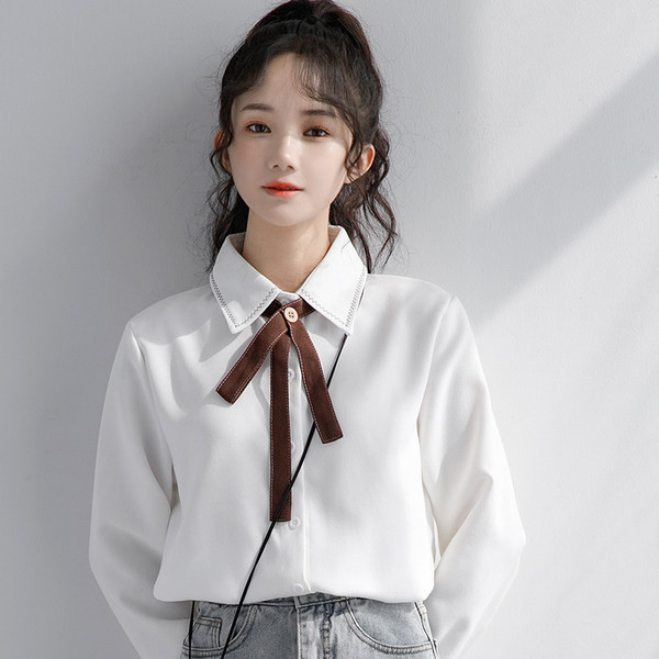 Új modell női ing fűzővel és klasszikus gallérral - fehér és barna színben