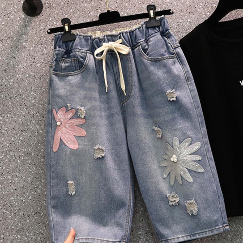 4XL Didelio dydžio siuvinėjimas Džinsiniai vasariniai šortai Moteriški laisvi vidutinio dydžio tiesūs šortai Vintažiniai laisvalaikio trumpi moteriški, skylėtai plėšyti džinsai C7477