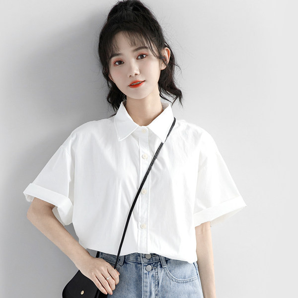 Ležerna ženska košulja s klasičnim ovratnikom i 3/4 rukavima