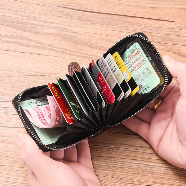 Sisemiste lahtritega meeste ökonahast rahakott