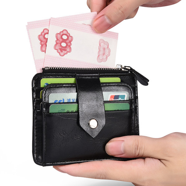 Vyriška piniginė su kreditine kortele