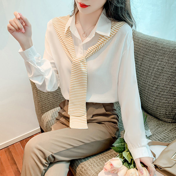 Naiste klassikaline nööbiga särk