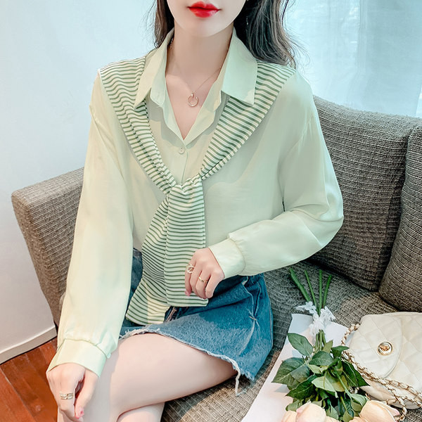 Naiste klassikaline nööbiga särk