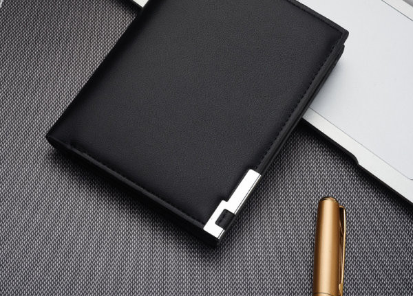 Eco bőr pénztárca fém elemmel és belső rekesszel