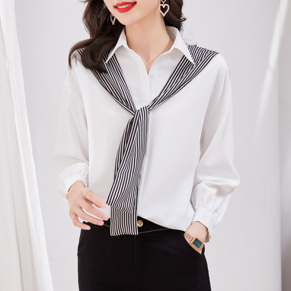 Stilingi pavasariški moteriški marškiniai ilgomis rankovėmis