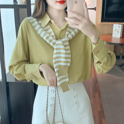 Naiste särgi puhas mudel klassikalise kraega