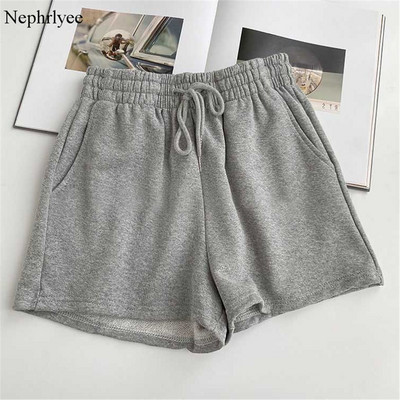 Vruće kratke hlače u korejskom stilu za 2021. Ženske ležerne široke kratke hlače Ljetne modne kratke hlače visokog struka A-kroja Ženske sportske kratke hlače