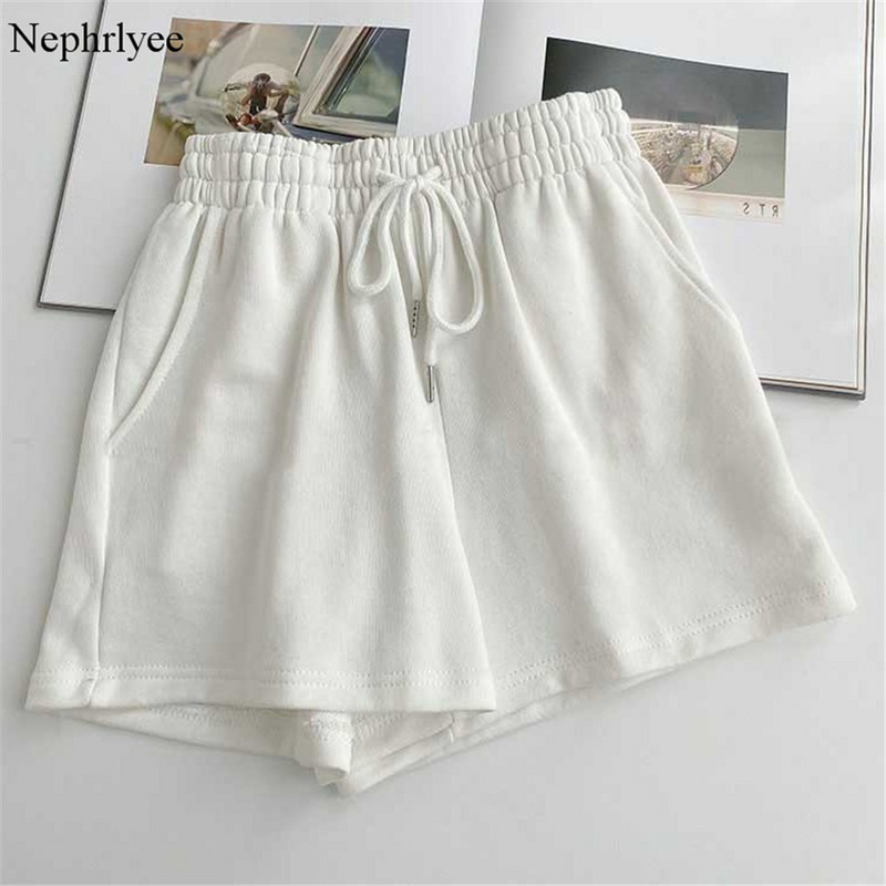 Vruće kratke hlače u korejskom stilu za 2021. Ženske ležerne široke kratke hlače Ljetne modne kratke hlače visokog struka A-kroja Ženske sportske kratke hlače