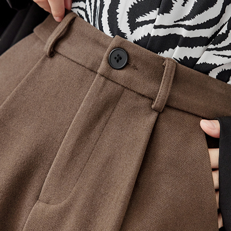 Kavos aukštu juosmeniu vilnos šortai plačiomis kojomis, moteriški 2021 m. žieminiai, laisvi vilnoniai kaprio trumpos kelnės, moteriškos darbo Bermudų salos