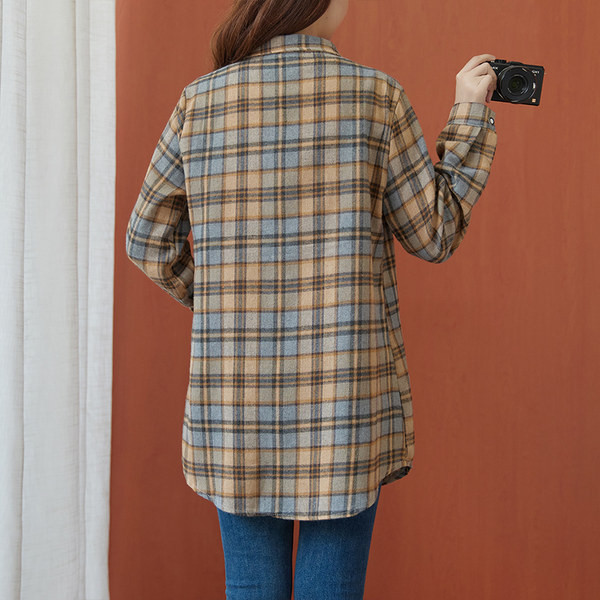 Naiste särk nööpide ja taskuga