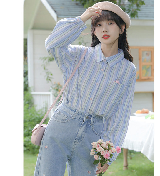 Ženska prugasta bluza s džepom