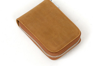 Tvarkinga vyriška piniginė su užtrauktuku