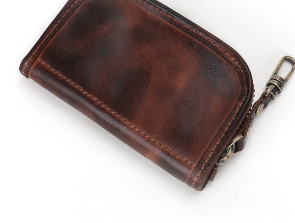 Odinė vyriška piniginė tinkanti raktams ir kreditinėms kortelėms laikyti