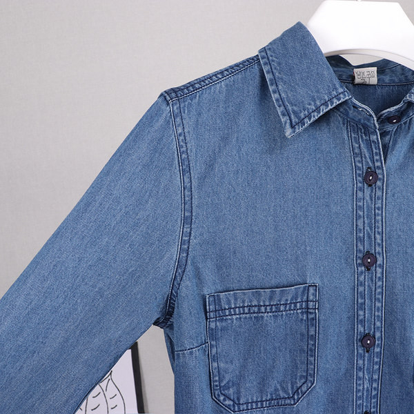 Naiste taskutega teksasärk - sinine värv