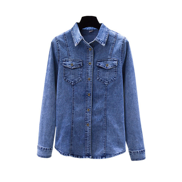 Moteriški džinsiniai marškiniai su sagomis