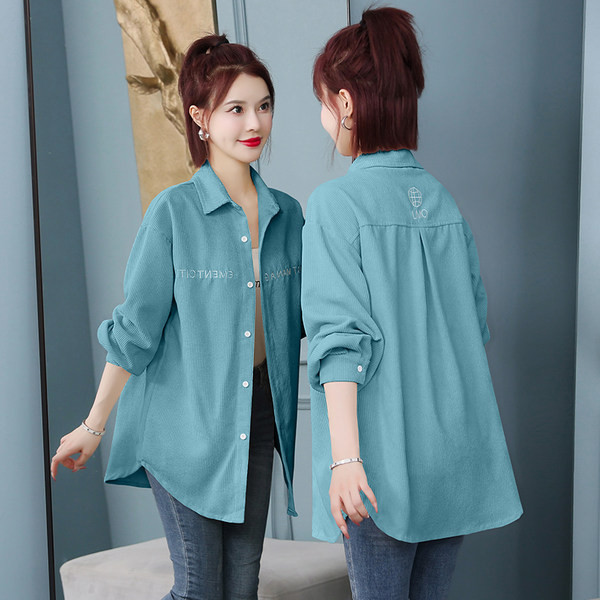 Moteriški laisvalaikio marškinėliai klasikine apykakle