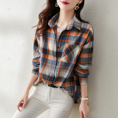 Ženska ležerna karirana košulja s džepovima