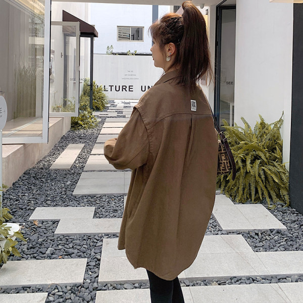 Női ing széles modell zsebbel