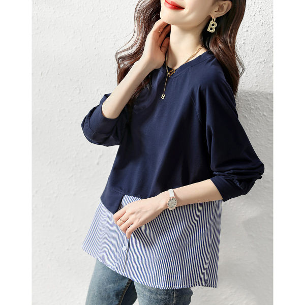 Moteriška palaidinė su sagomis ir ilgomis rankovėmis