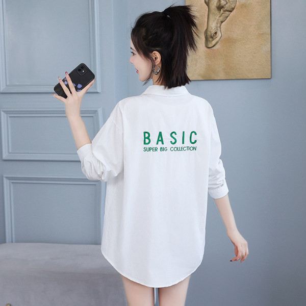 Moteriški vidutinio ilgio marškinėliai marginti