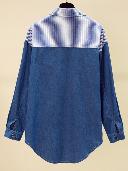 Naujo modelio moteriški marškiniai su klasikine apykakle ir kišenėmis