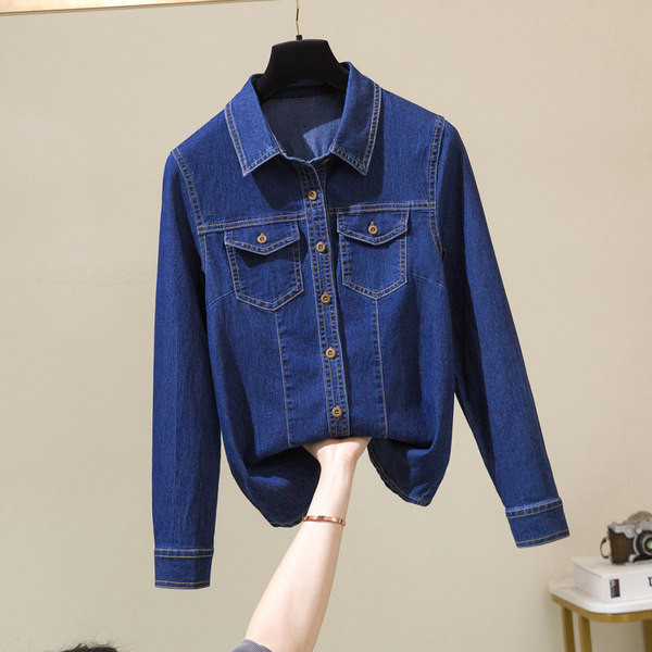 Modernūs moteriški marškiniai su klasikine džinsine apykakle