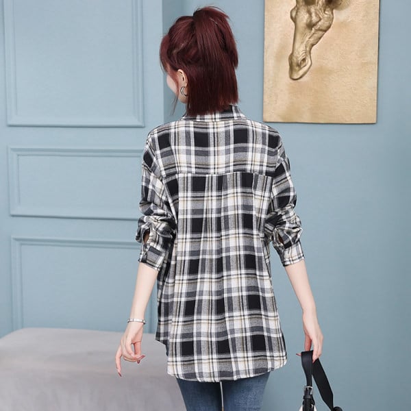 Naiste ruuduline taskuga särk