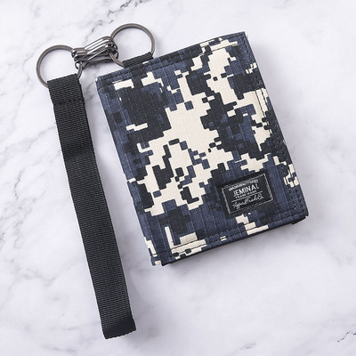 Férfi terepszínű pénztárca fogantyúval