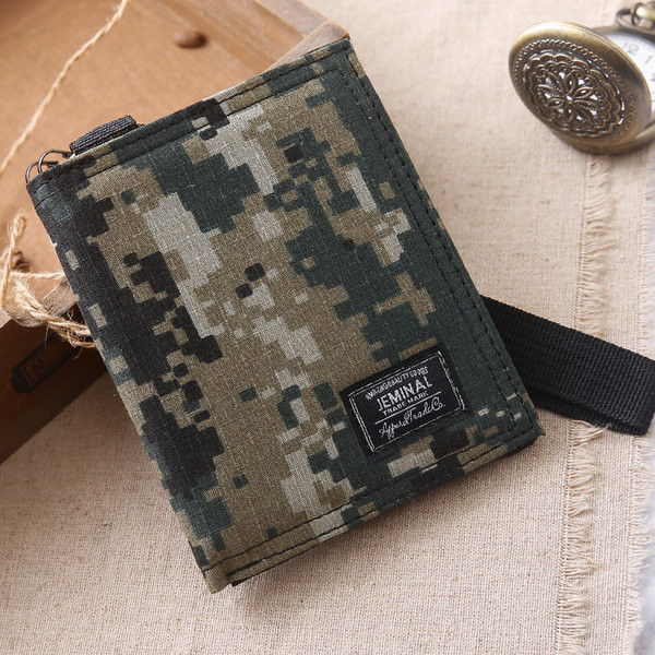 Férfi terepszínű pénztárca fogantyúval