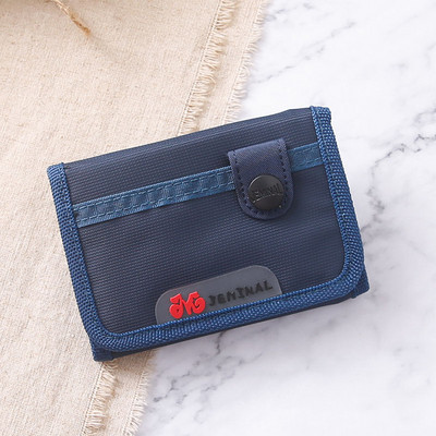 Négyzet alakú férfi pénztárca