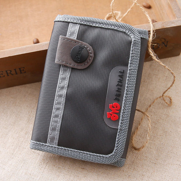 Négyzet alakú férfi pénztárca