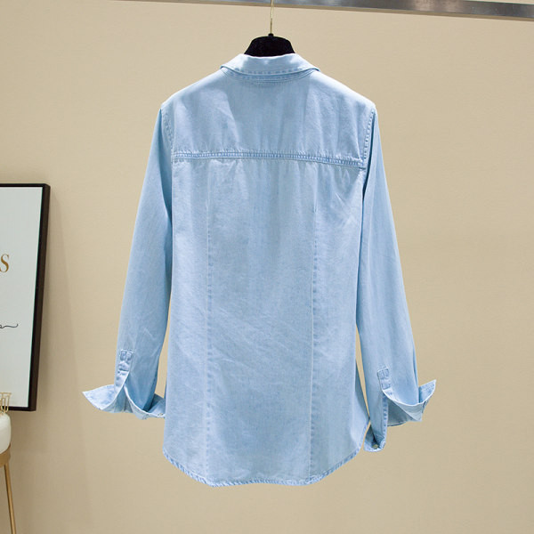 Ženska traper košulja svijetle boje