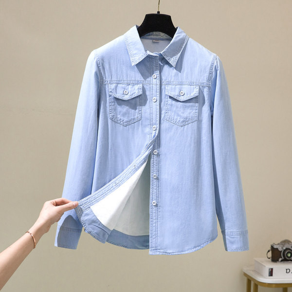 Moteriški džinsiniai marškiniai su pamušalu ir klasikine apykakle