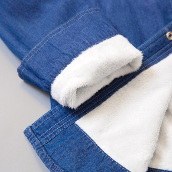 Ležerna ženska košulja sa mekom postavom - pogodna za zimu