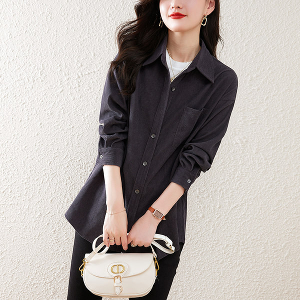 Ženska ležerna košulja s dugim rukavima i kopčanjem na gumbe