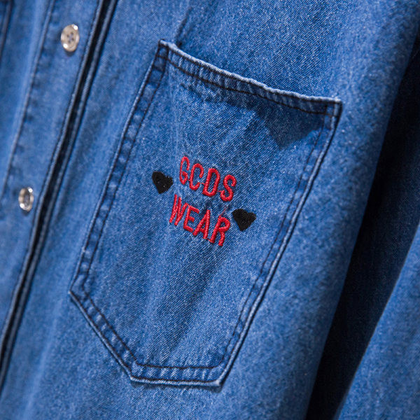 Moteriški džinsiniai marškiniai su kišenėmis - mėlynos spalvos