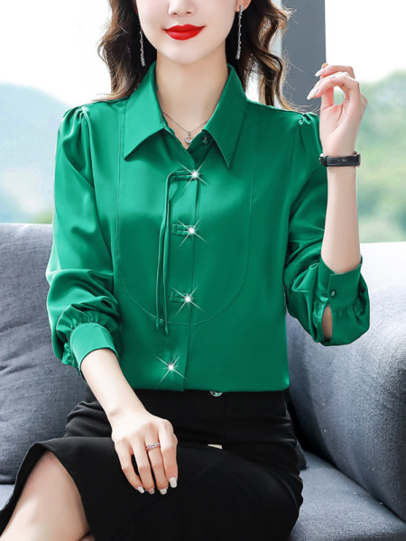 Elegantna košulja s dugim rukavima i kopčanjem na gumbe