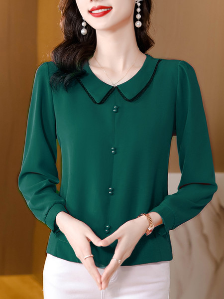 Elegantiški užsegami marškiniai su klasikine apykakle