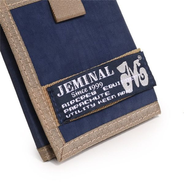 Tekstilni muški novčanik s kopčanjem na čičak i zip pretincem za kovanice