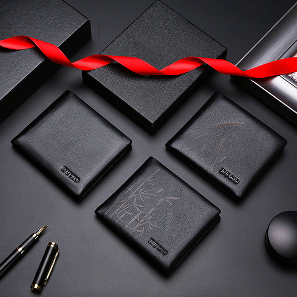 Odinė vyriška piniginė su skyriumi banknotams ir kortelėms