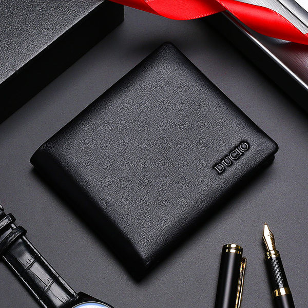 Odinė vyriška piniginė su skyriumi banknotams ir kortelėms