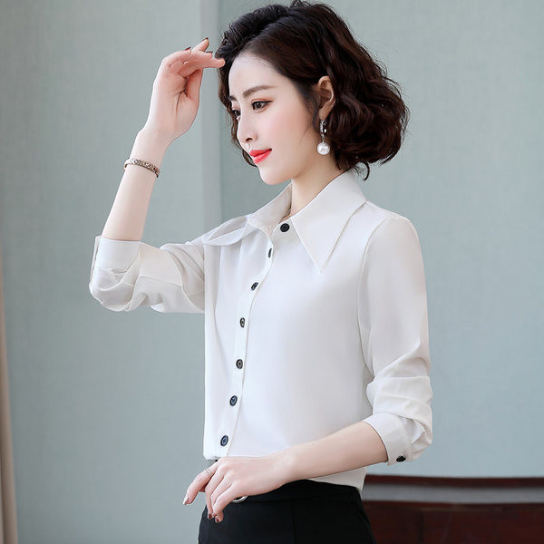 Cămașă albă de damă cu nasturi