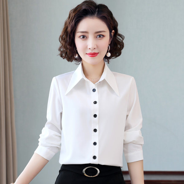 Cămașă albă de damă cu nasturi