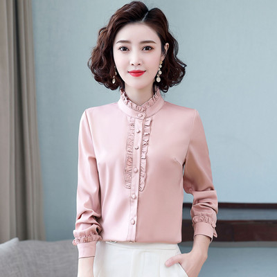 Įvairių spalvų elegantiški moteriški marškiniai