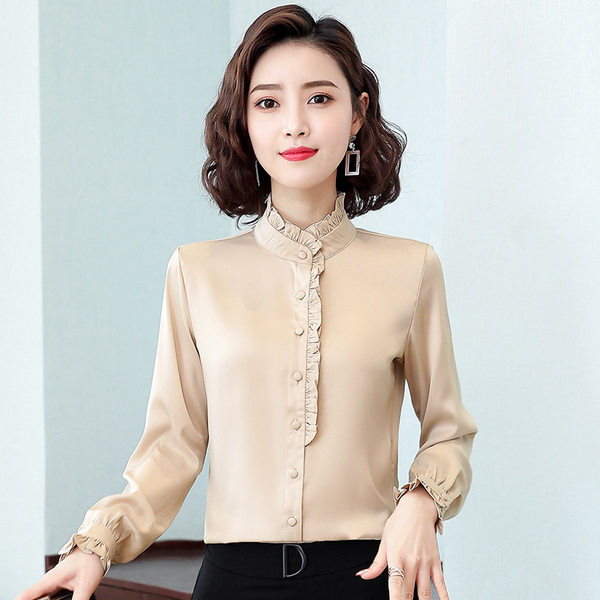 Įvairių spalvų elegantiški moteriški marškiniai